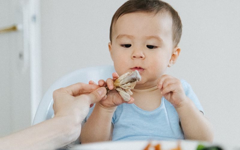 Tên Con Trai Bắt Đầu Bằng Chữ Q: Gợi Ý Hay, Ý Nghĩa & Ấn Tượng
